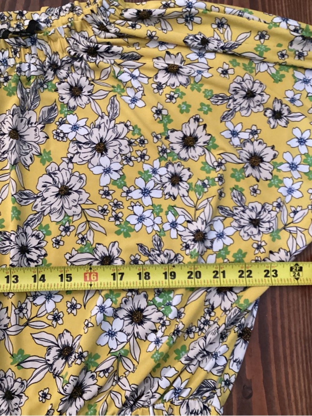 Maggy London Yellow Floral Smocked Mock Neck Midi Dress Sz 14 - Picture 9 of 11